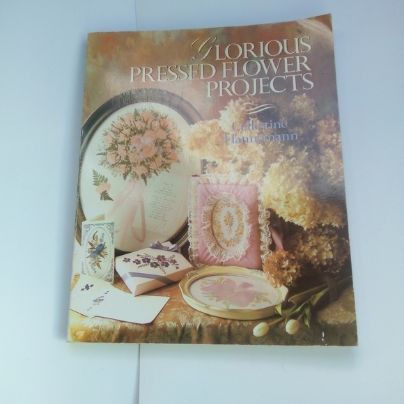 Glorious Pressed Flower Projects Flower Pressing - Picture 1 of 6